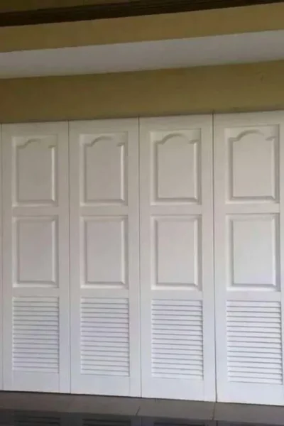 Sectional Door (9) Sectional Door (9)