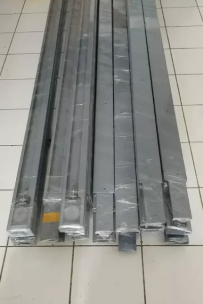 Track mesin pintu garasi (5) Track mesin pintu garasi (5)