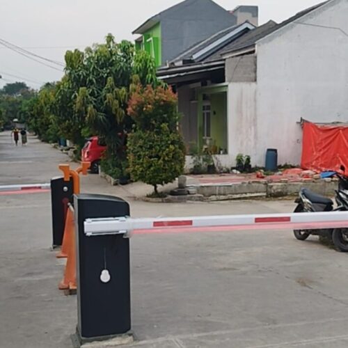 pintu parkir (1) pintu parkir (1)